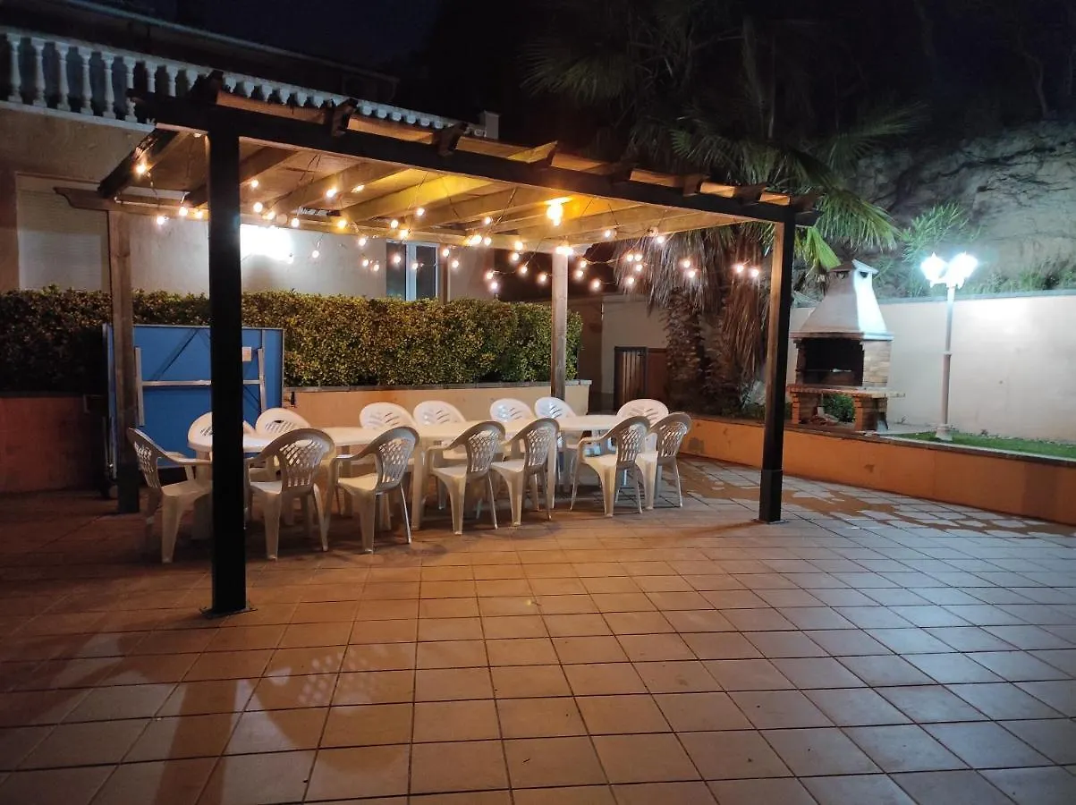 Marimuntanya Villa Lloret de Mar